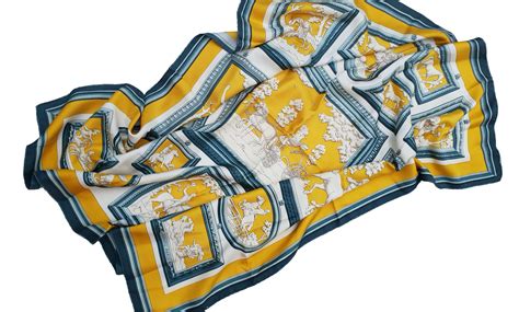 foulard hermes giallo e azzurro|Foulard Hermès in Seta Giallo .